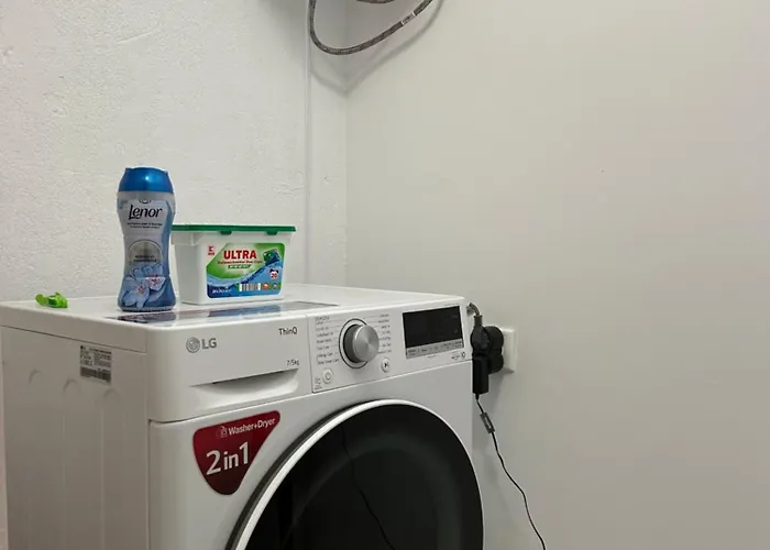 Апартамент Mladost 2 - Free Parking