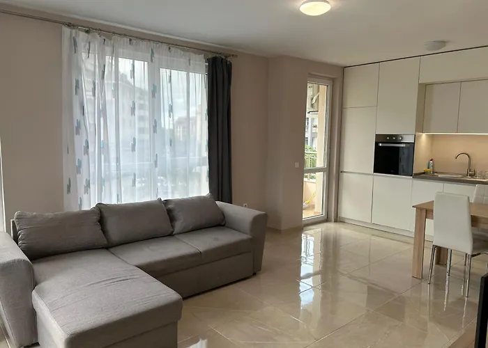 Mladost 2 - Free Parking Apartament Sofia